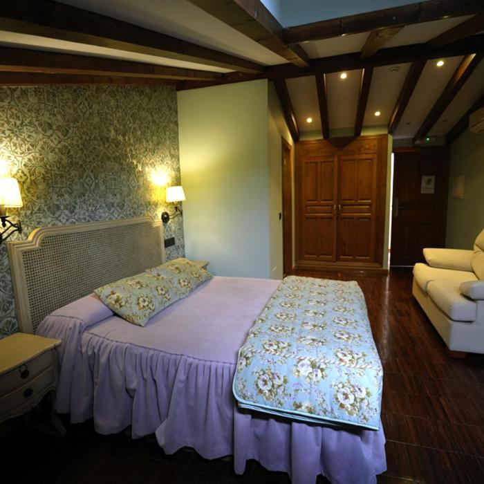 Hotel Rural Y Restaurante, Rinconcito De Gredos Cuevas Del Valle ภายนอก รูปภาพ